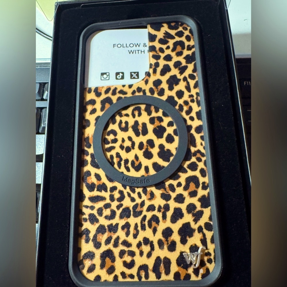 Wildflower iPhone 15 Pro Max Case - Meow